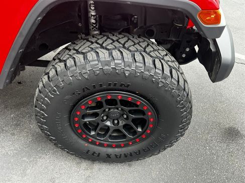 Used 2020 Jeep Gladiator Rubicon AWD/4WD image 14