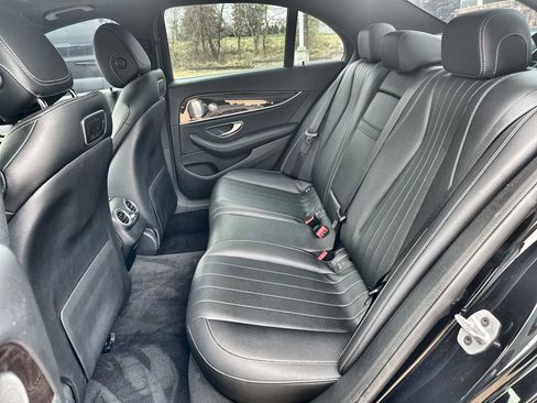 Certified 2019 Mercedes-Benz E 300 image 4