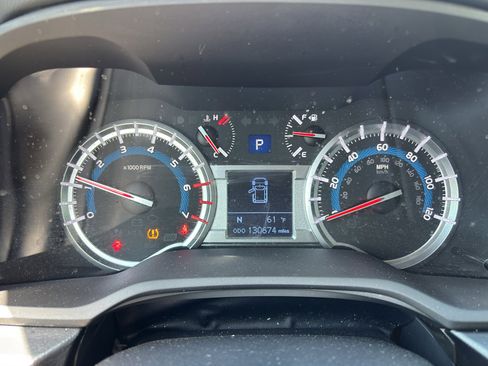 Used 2016 Toyota 4Runner Limited AWD/4WD image 14