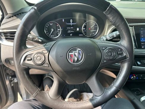 Used 2021 Buick Enclave Avenir w/ Avenir Technology Package AWD/4WD image 26