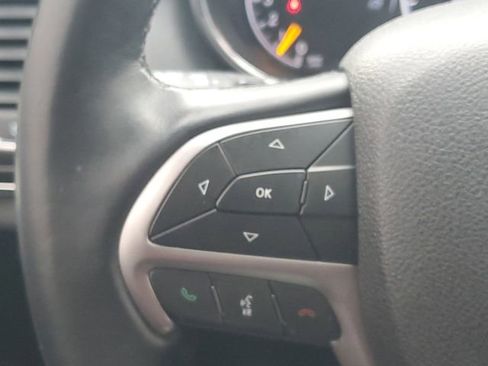 Used 2018 Jeep Grand Cherokee Limited w/ Luxury Group II image 23