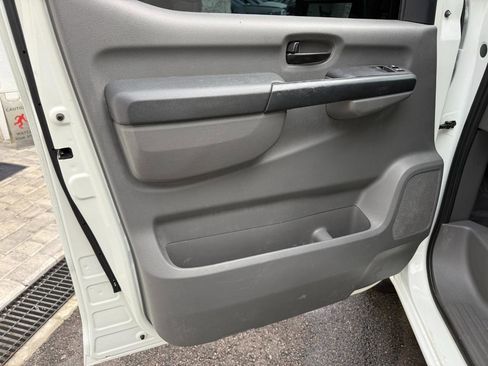 Used 2015 Nissan NV 2500 S w/ Power Package RWD image 27