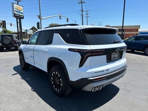 New 2026 Chevrolet Traverse Z71 w/ Enhanced Driving Package AWD/4WD image 5