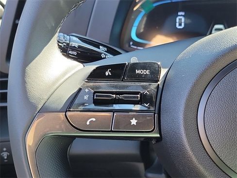 New 2026 Hyundai Elantra SEL Sport Premium image 5