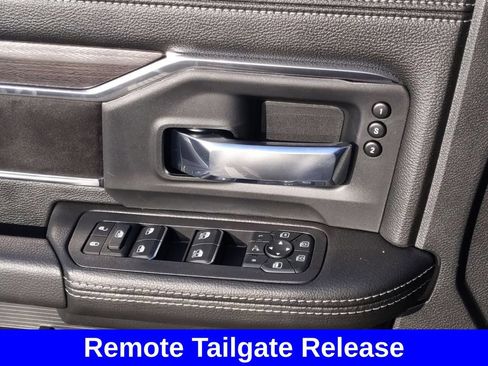 New 2026 RAM 2500 Laramie AWD/4WD image 14