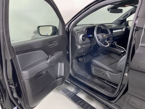 Used 2024 Chevrolet Colorado LT w/ LT Convenience Package III image 13