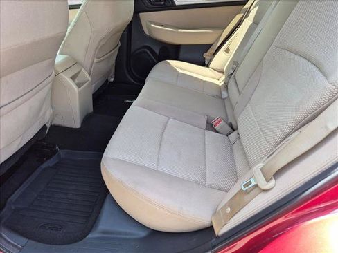 Used 2019 Subaru Outback 2.5i AWD/4WD image 17