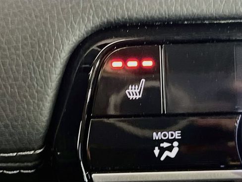 Used 2025 Honda Pilot EX-L image 20