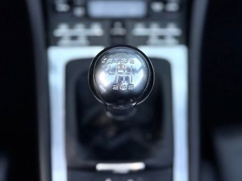 Used 2024 Porsche 718 Boxster RWD image 30