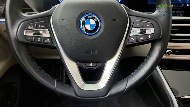 Used 2024 BMW i4 eDrive35 w/ Premium Package RWD image 58