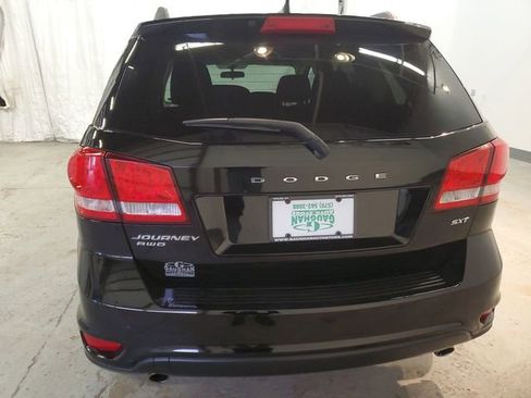 Used 2014 Dodge Journey SXT w/ Flexible Seating Group image 5