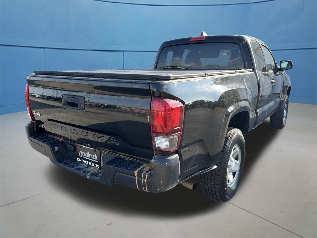 Used 2023 Toyota Tacoma SR AWD/4WD image 12