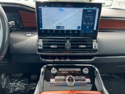 Used 2022 Lincoln Navigator L Reserve image 35
