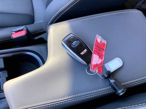 Used 2021 Subaru Crosstrek 2.5i Sport w/ Moonroof Package image 33