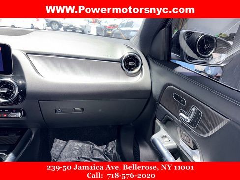 Used 2021 Mercedes-Benz GLA 250 4MATIC w/ Premium Package image 23