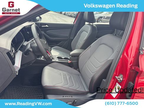 Used 2026 Volkswagen Jetta GLI Autobahn FWD image 9