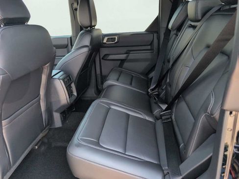 New 2026 Ford Bronco Outer Banks AWD/4WD image 10