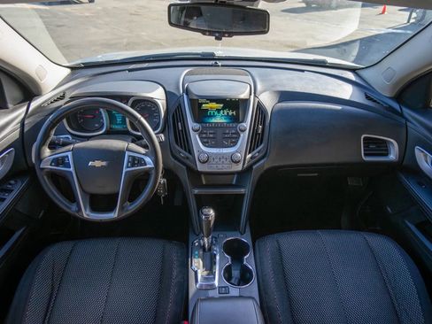 Used 2016 Chevrolet Equinox LT w/ Convenience Package FWD image 2