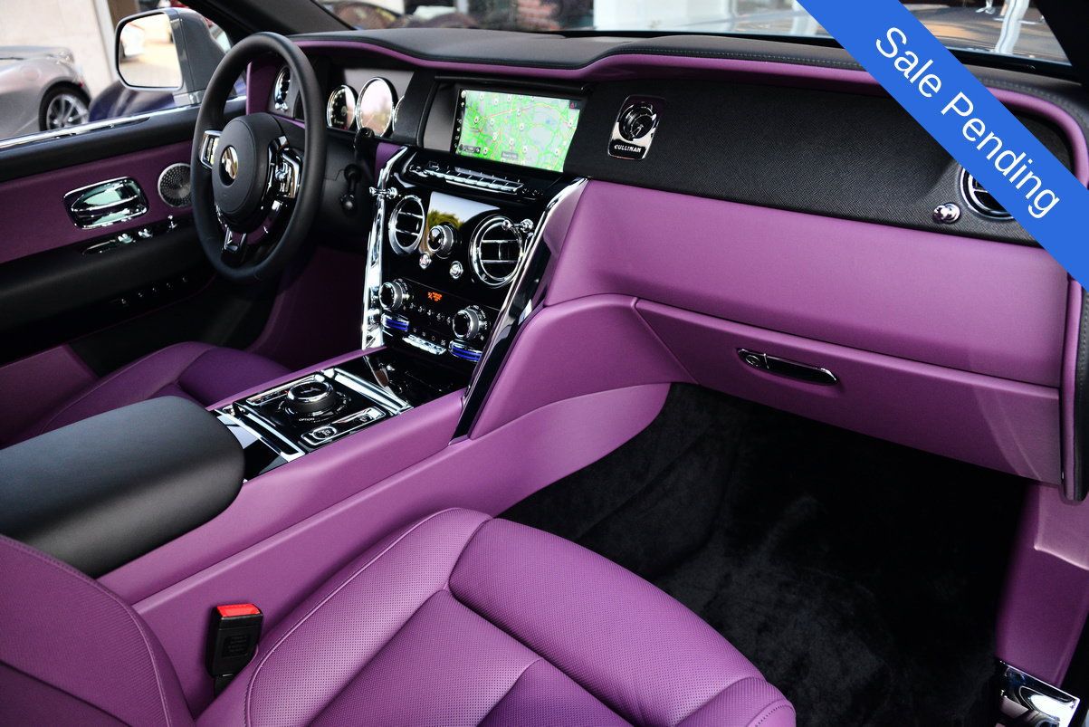 Certified 2022 Rolls-Royce Cullinan w/ Technology Package AWD/4WD image 4