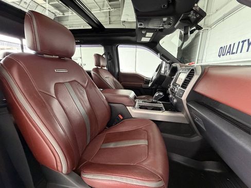 Used 2019 Ford F150 Platinum w/ Equipment Group 701A Luxury AWD/4WD image 22