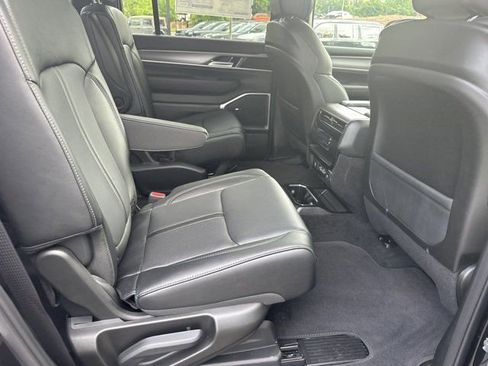 New 2025 Jeep Wagoneer Series II w/ Premium Group I image 15