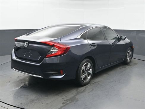 Used 2020 Honda Civic LX image 5