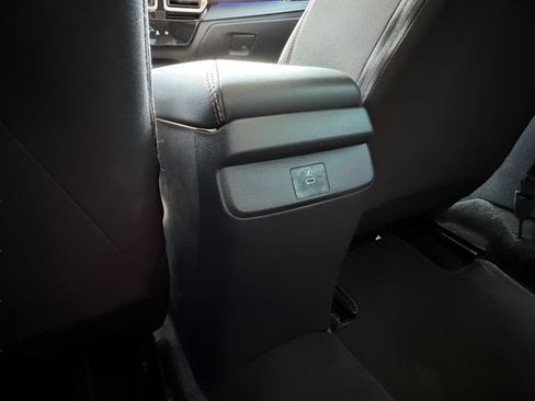Certified 2026 Nissan Sentra SR w/ Floor Mat Package FWD image 24