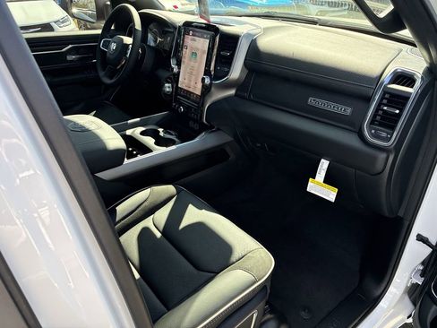 New 2026 RAM 1500 Laramie w/ Laramie Preferred Package AWD/4WD image 37