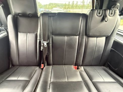 Used 2017 Ford Expedition Limited AWD/4WD image 23