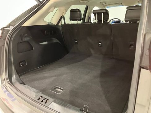 Used 2019 Ford Edge Titanium FWD image 33