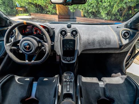 Used 2019 McLaren 600LT RWD image 56