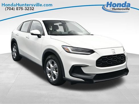 Used 2024 Honda HR-V LX image 6
