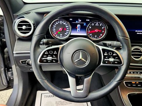 Used 2020 Mercedes-Benz E 350 Sedan image 14