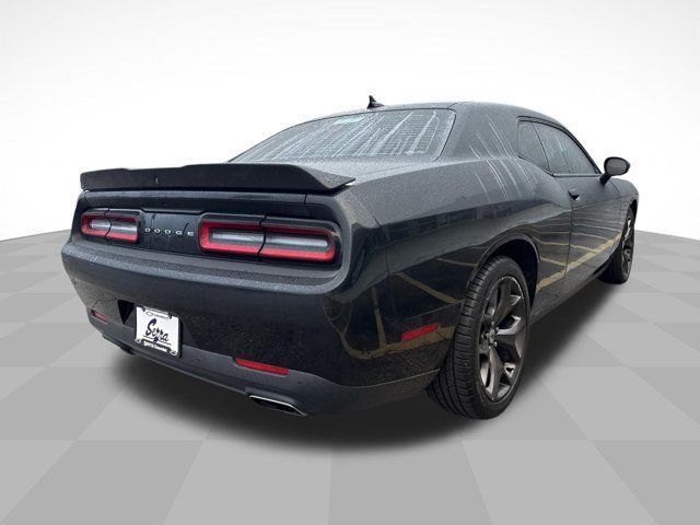 Used 2018 Dodge Challenger SXT Plus RWD image 6