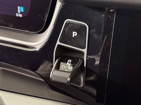 Certified 2026 Porsche Cayenne image 27