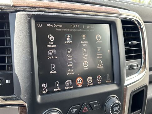 Used 2016 RAM 1500 Laramie w/ Convenience Group AWD/4WD image 17
