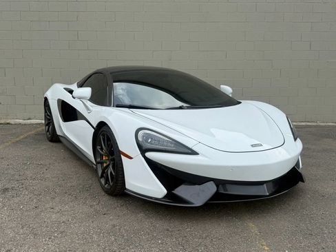 Used 2019 McLaren 570S Spider RWD image 19