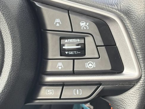 Used 2021 Subaru Crosstrek 2.0i Premium AWD/4WD image 29