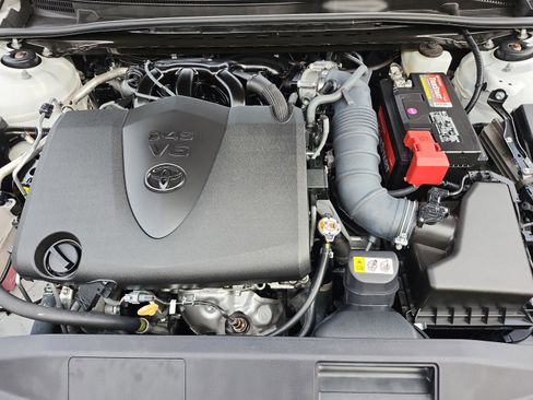Used 2024 Toyota Camry XLE image 24