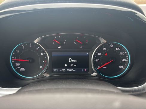 Used 2023 Chevrolet Traverse LT AWD/4WD image 15