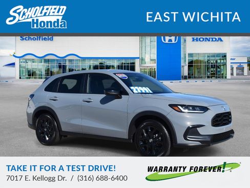 Used 2025 Honda HR-V Sport image 1