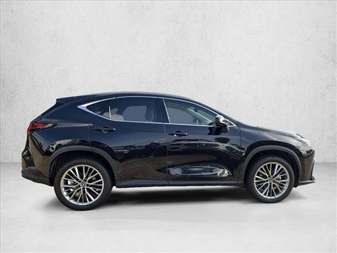 Used 2025 Lexus NX 350 AWD w/ Accessory Package (2T) image 4