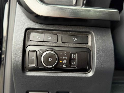 Used 2024 Ford F350 Lariat w/ Lariat Ultimate Package image 27