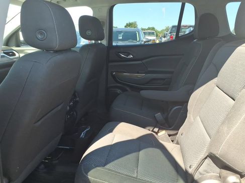 Used 2020 GMC Acadia SLE w/ Driver Convenience Package FWD image 10