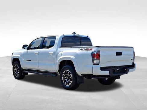 Used 2023 Toyota Tacoma TRD Sport AWD/4WD image 4
