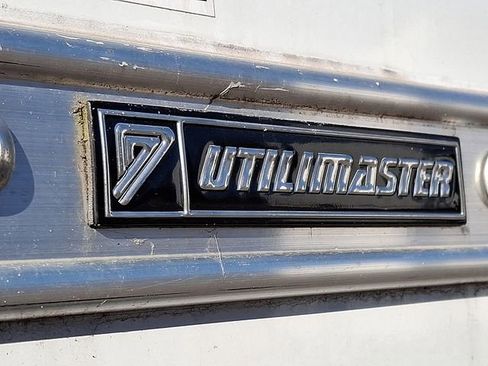 Used 2024 Ford E-450 and Econoline 450 Super Duty w/ Driver's Safety Package image 30