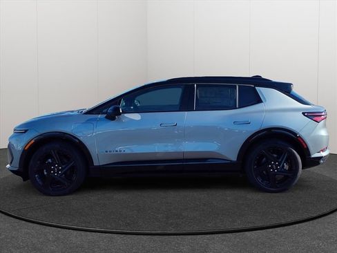 New 2026 Chevrolet Equinox EV RS image 2