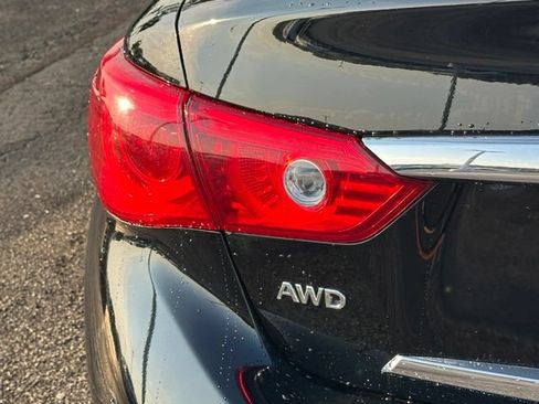 Used 2015 INFINITI Q50 Premium w/ Navigation Package AWD/4WD image 11