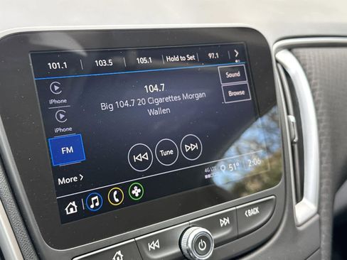 Used 2022 Chevrolet Malibu LS image 24