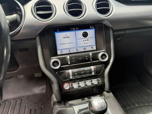 Used 2019 Ford Mustang GT w/ Equipment Group 301A RWD image 19